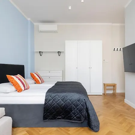 Modern Kazimierz For 4 Guests Only 1 Km To Wawel Castle By Renters Apartment *